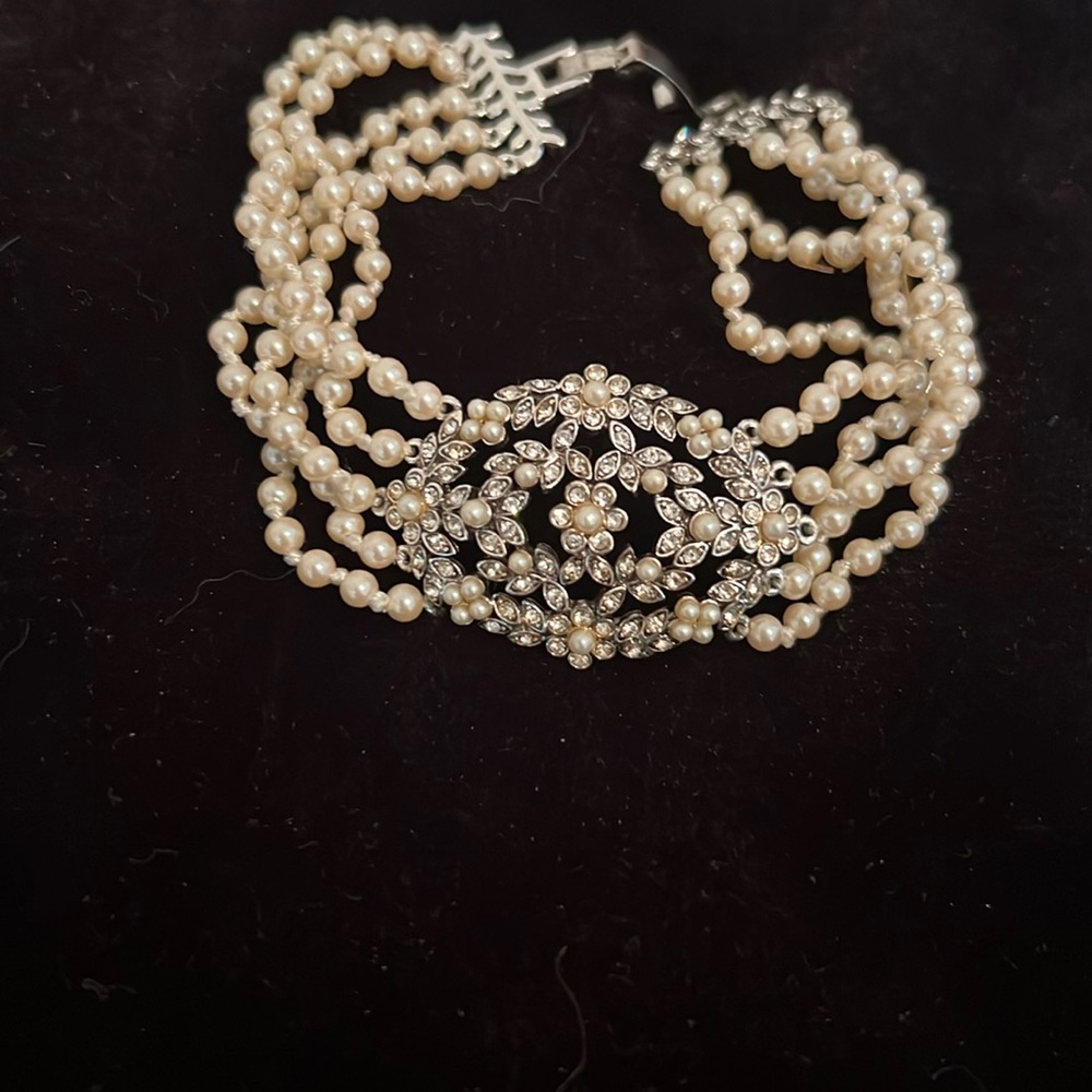 Freshwater Pearl and Flower Rhinestone Silver-Tone Bracelet